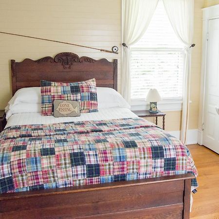 Mountain Rose Inn Woolwine Екстер'єр фото