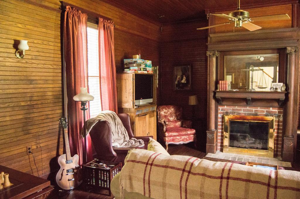 Mountain Rose Inn Woolwine Екстер'єр фото
