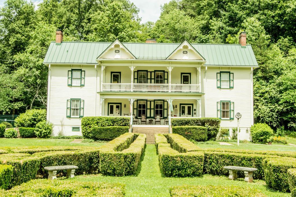 Mountain Rose Inn Woolwine Екстер'єр фото