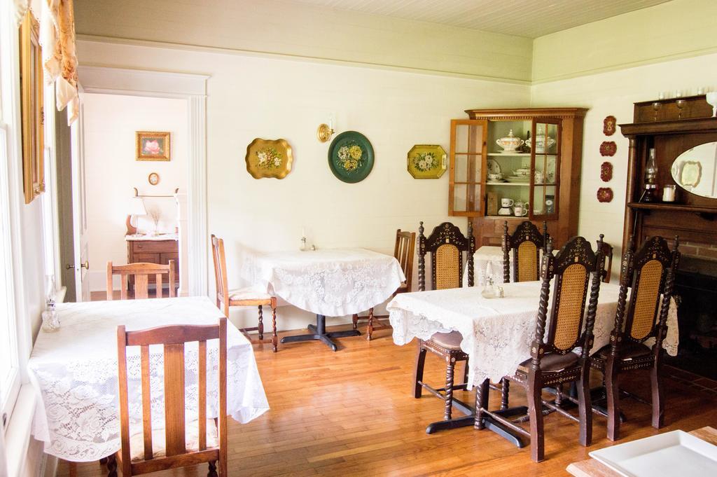 Mountain Rose Inn Woolwine Екстер'єр фото